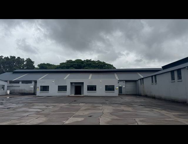 1,330M² WAREHOUSE TO LET IN PRETORIA WEST
